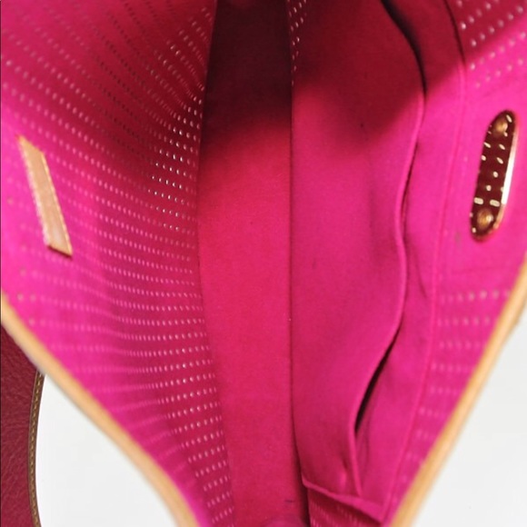 LOUIS VUITTON FUCHSIA PERFORATED MUSETTE - Picture 3 of 4